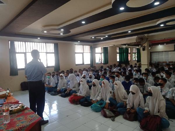 Pembekaan Prakerin Bagi Siswa Kelas XI SMK Negeri 1 Sidoarjo